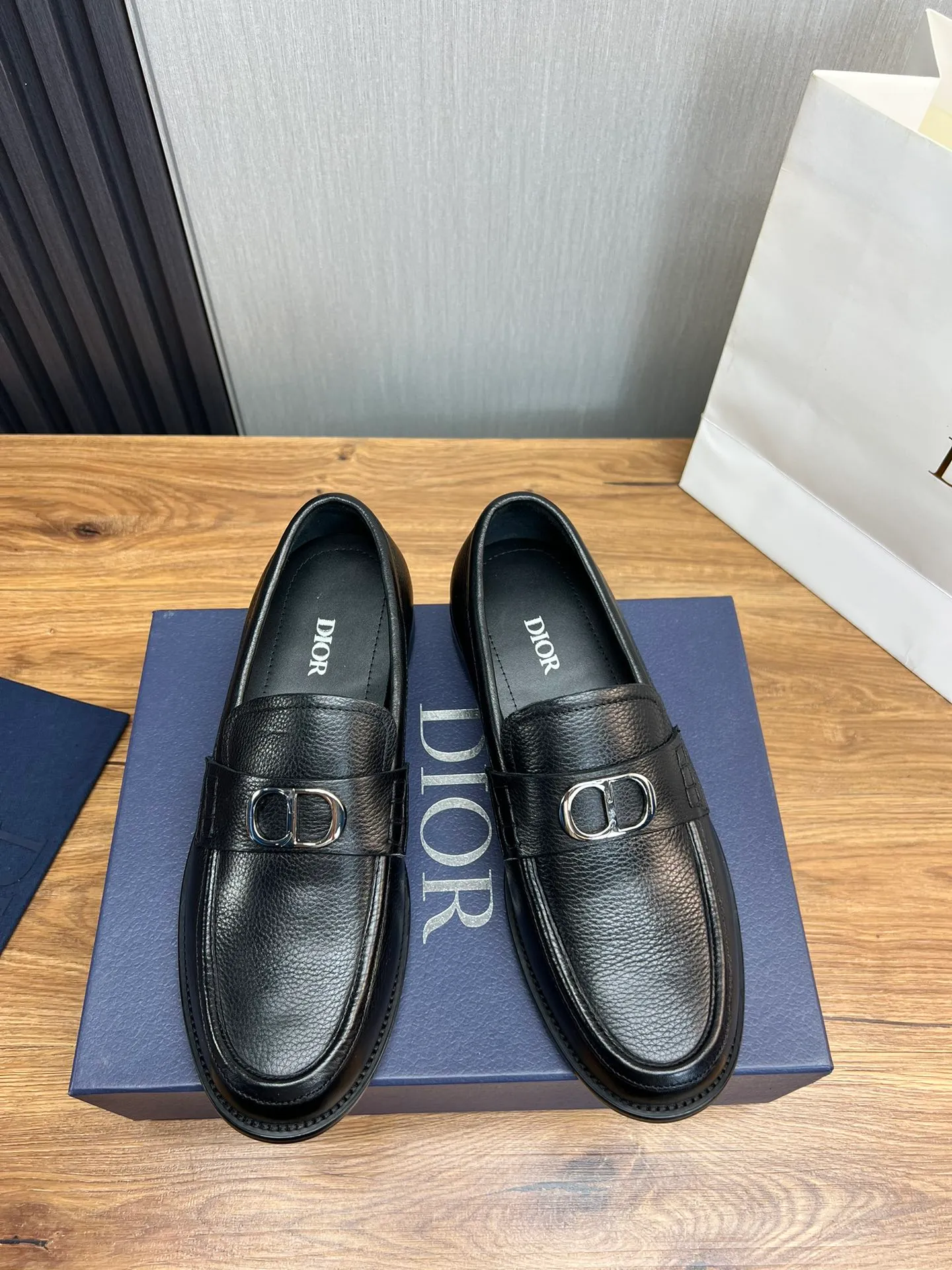 Men's men's shoes💰560💰 Dior men's business casual leather shoes👞all use imported original brand leather, just to create a more comfortable wearing experience, upper: original cowhide➕imported sheepskin lining, original non-slip and wear-resistant rubber outsole✔️36-45 (38.45 non-returnable)
